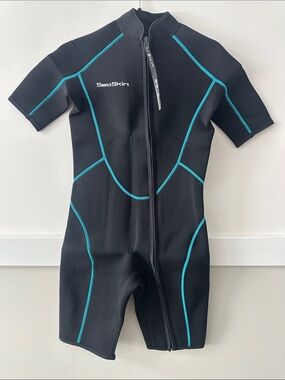 SeaSkin Shorty 3mm Small Women's Short Sleeve Neoprene Wetsuit Black Teal Trim